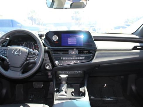 Certified 2023 Lexus ES 350 w/ Premium Package FWD image 10