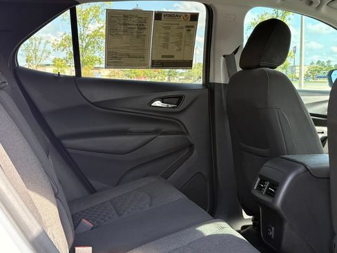 Used 2020 Chevrolet Equinox LT FWD image 9