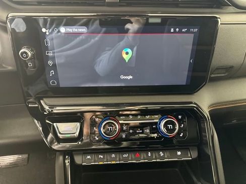 Used 2022 GMC Sierra 1500 AT4 w/ AT4 Premium Package image 23