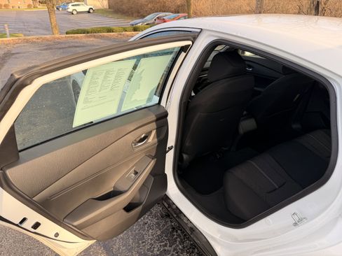 Used 2024 Honda Accord Sport image 12