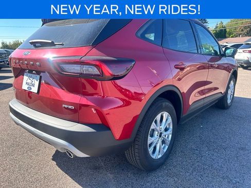 New 2025 Ford Escape Active w/ Cold Weather Package image 5