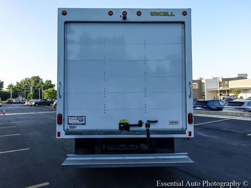 Used 2025 Ford E-450 and Econoline 450 Super Duty w/ Power Equipment Group RWD image 6