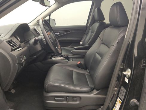 Used 2016 Honda Pilot Touring image 17