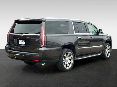 Used 2016 Cadillac Escalade ESV Premium AWD/4WD image 7