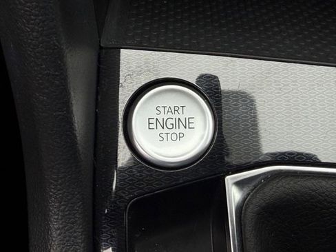 Used 2025 Volkswagen Taos S AWD/4WD image 19