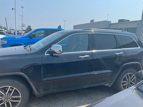 Used 2020 Jeep Grand Cherokee Limited w/ Trailer Tow Group IV AWD/4WD image 4