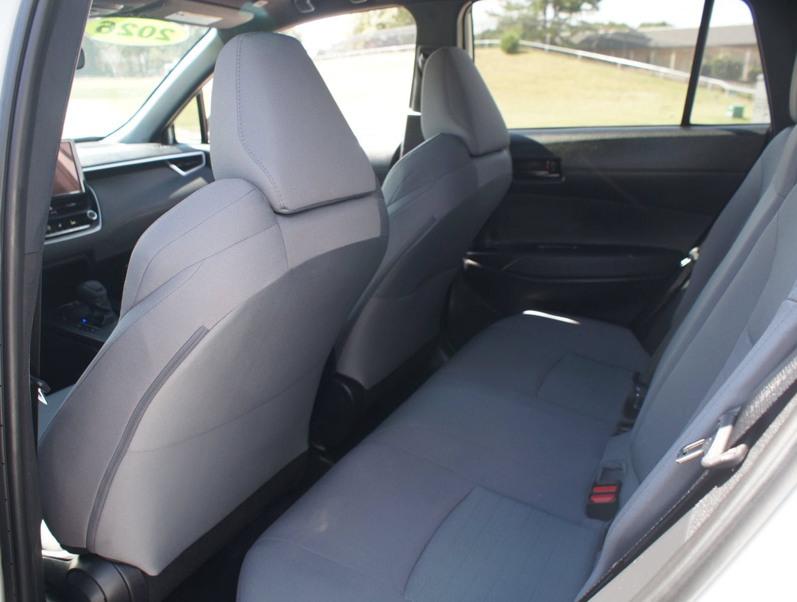 Used 2026 Toyota Corolla Cross AWD Hybrid w/ Moonroof Package image 14