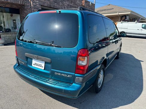Used 2002 Chevrolet Venture LS FWD image 14