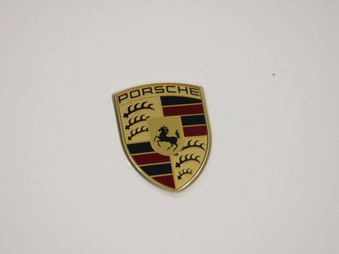 Certified 2024 Porsche Cayenne AWD/4WD image 29