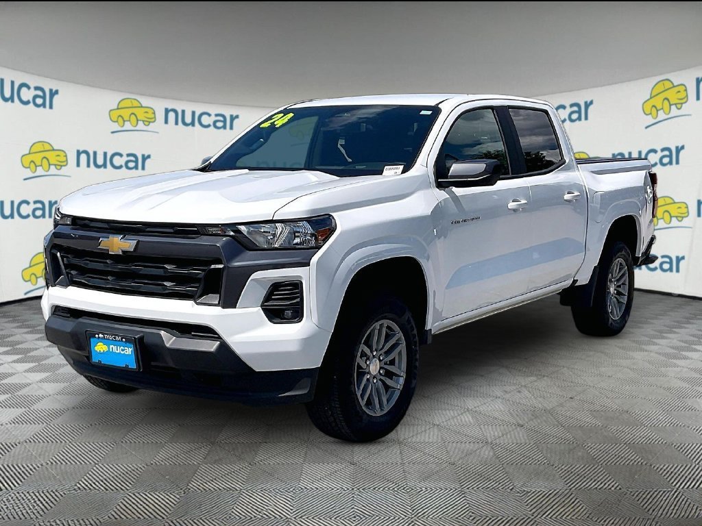 Used 2024 Chevrolet Colorado LT w/ LT Convenience Package AWD/4WD image 3