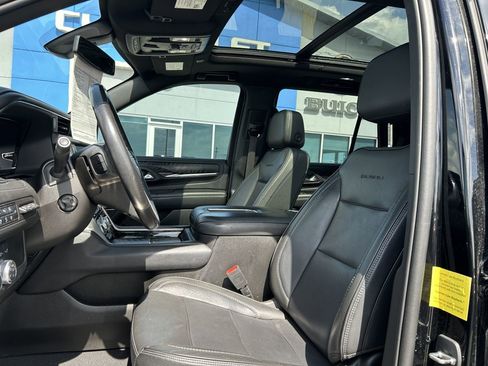 Used 2022 GMC Yukon Denali AWD/4WD image 11