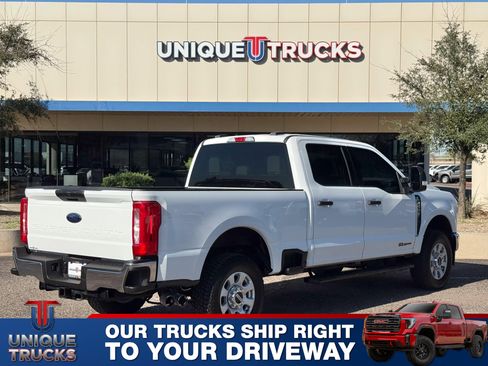 Used 2024 Ford F250 XLT w/ FX4 Off-Road Package image 5