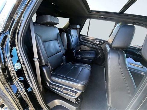 Used 2022 Chevrolet Tahoe LT w/ LT Signature Plus Package image 25