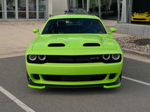 Used 2023 Dodge Challenger SRT Hellcat image 2