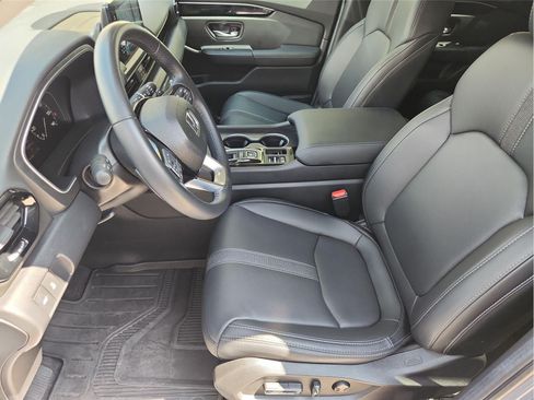 Used 2025 Honda Pilot Touring image 20