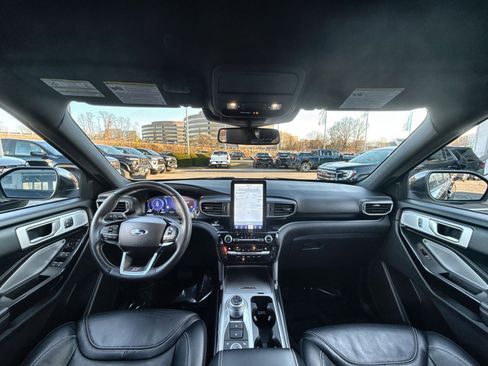 Used 2021 Ford Explorer ST w/ Equipment Group 401A image 23