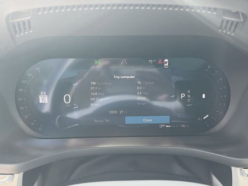 New 2026 Volvo XC60 B5 Ultra w/ Climate Package image 17