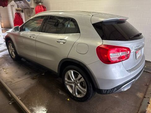 Used 2018 Mercedes-Benz GLA 250 4MATIC image 4