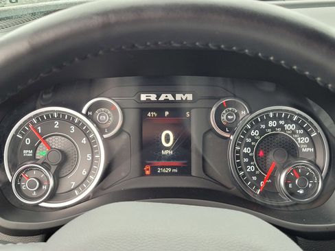 Used 2024 RAM 2500 Big Horn w/ Bed Utility Group image 28