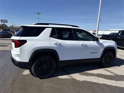 New 2026 GMC Terrain Elevation w/ Elevation Premium Package image 2