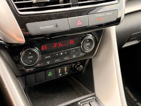 Used 2025 Mitsubishi Eclipse Cross SE AWD/4WD image 32
