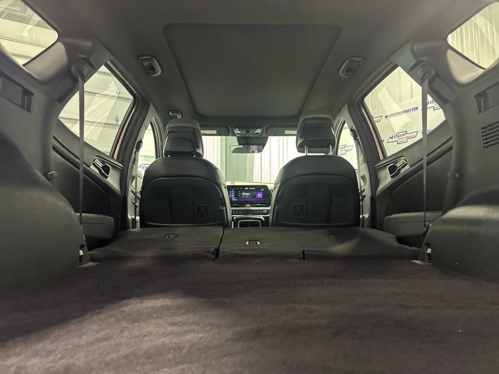 Used 2023 Kia Sportage X-Pro Prestige AWD/4WD image 35