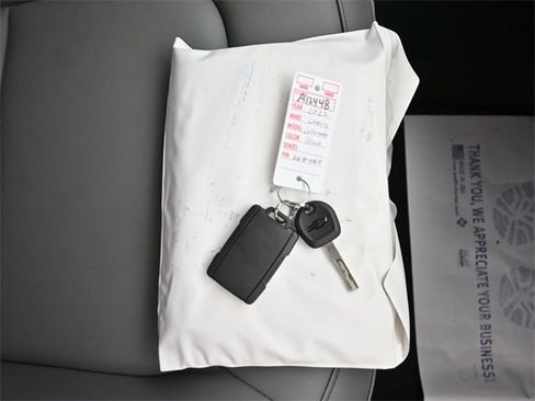 Used 2022 Chevrolet Colorado W/T w/ Custom Special Edition image 9