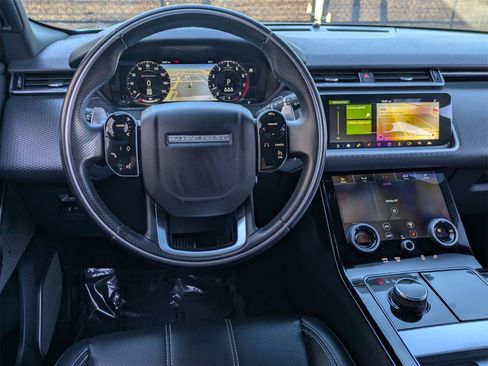 Used 2020 Land Rover Range Rover Velar R-Dynamic S image 8