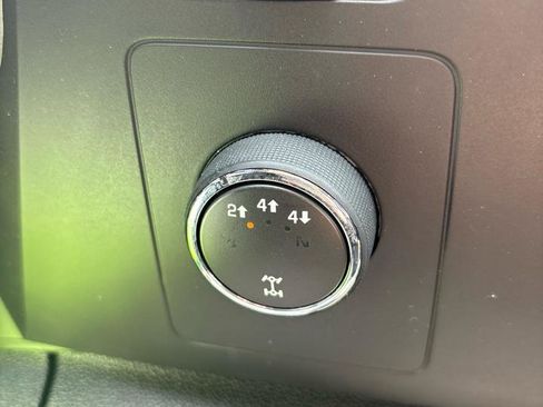 Used 2014 Chevrolet Silverado 2500 LT w/ Z71 Appearance Package image 15