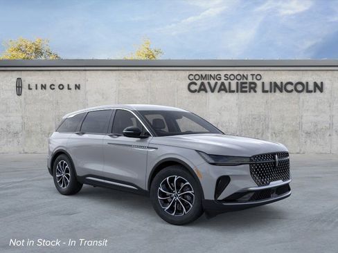 New 2026 Lincoln Nautilus Premier image 7