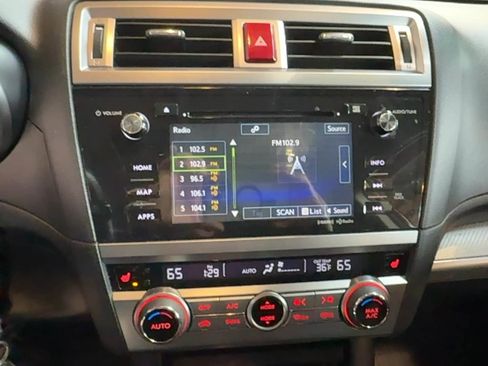 Used 2017 Subaru Outback 2.5i Premium image 27
