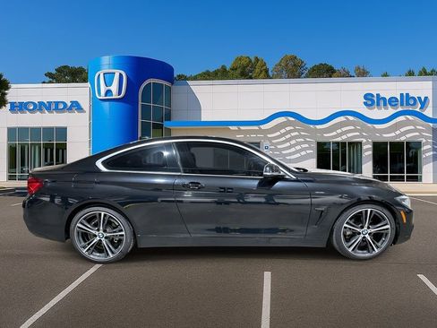 Used 2020 BMW 430i Coupe w/ Convenience Package image 9