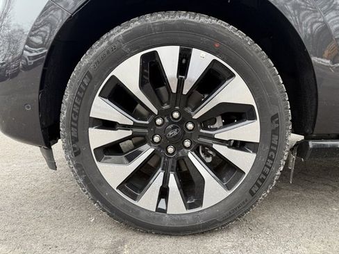 New 2025 Ford Expedition Max Platinum w/ Platinum Ultimate Package image 9