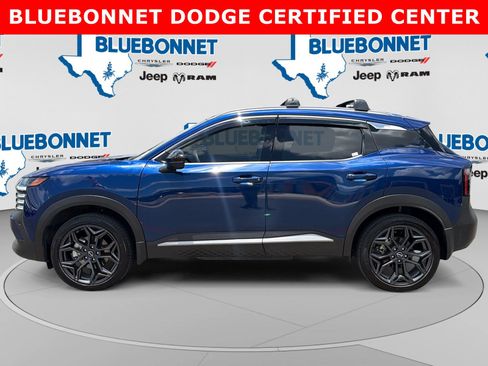 Used 2026 Nissan Kicks SR AWD/4WD image 8