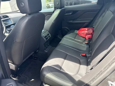 Used 2020 Jaguar F-PACE Premium AWD/4WD image 15