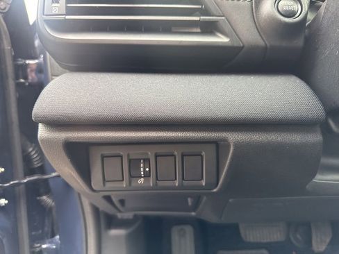 Certified 2025 Subaru Outback image 21