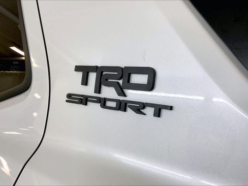 Used 2025 Toyota 4Runner TRD Sport AWD/4WD image 9
