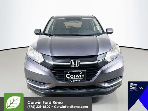 Used 2017 Honda HR-V LX image 2