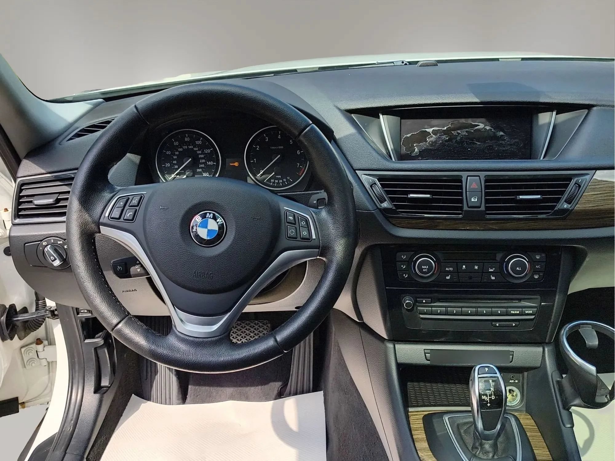 Used 2013 BMW X1 xDrive28i AWD/4WD image 38