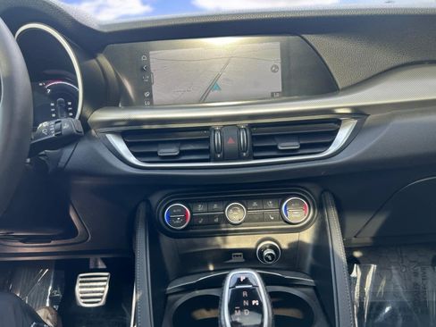 Used 2024 Alfa Romeo Stelvio Ti AWD/4WD image 25