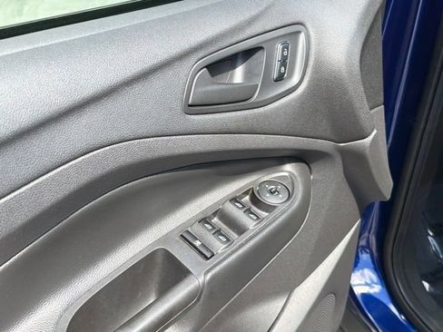 Used 2014 Ford Escape S FWD image 17