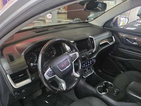 Used 2018 GMC Terrain SLE image 11