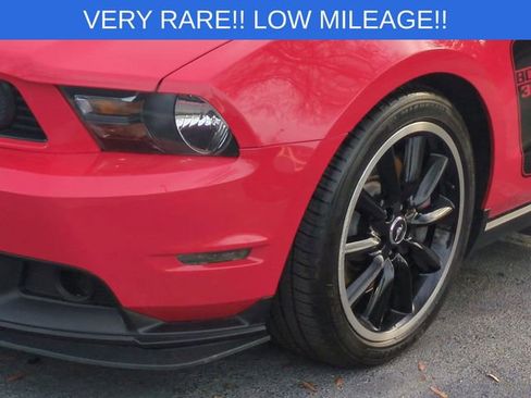 Used 2012 Ford Mustang Boss 302 w/ Boss 302 Accessory Pkg image 9