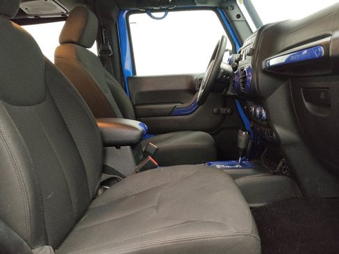 Used 2016 Jeep Wrangler Sport image 21