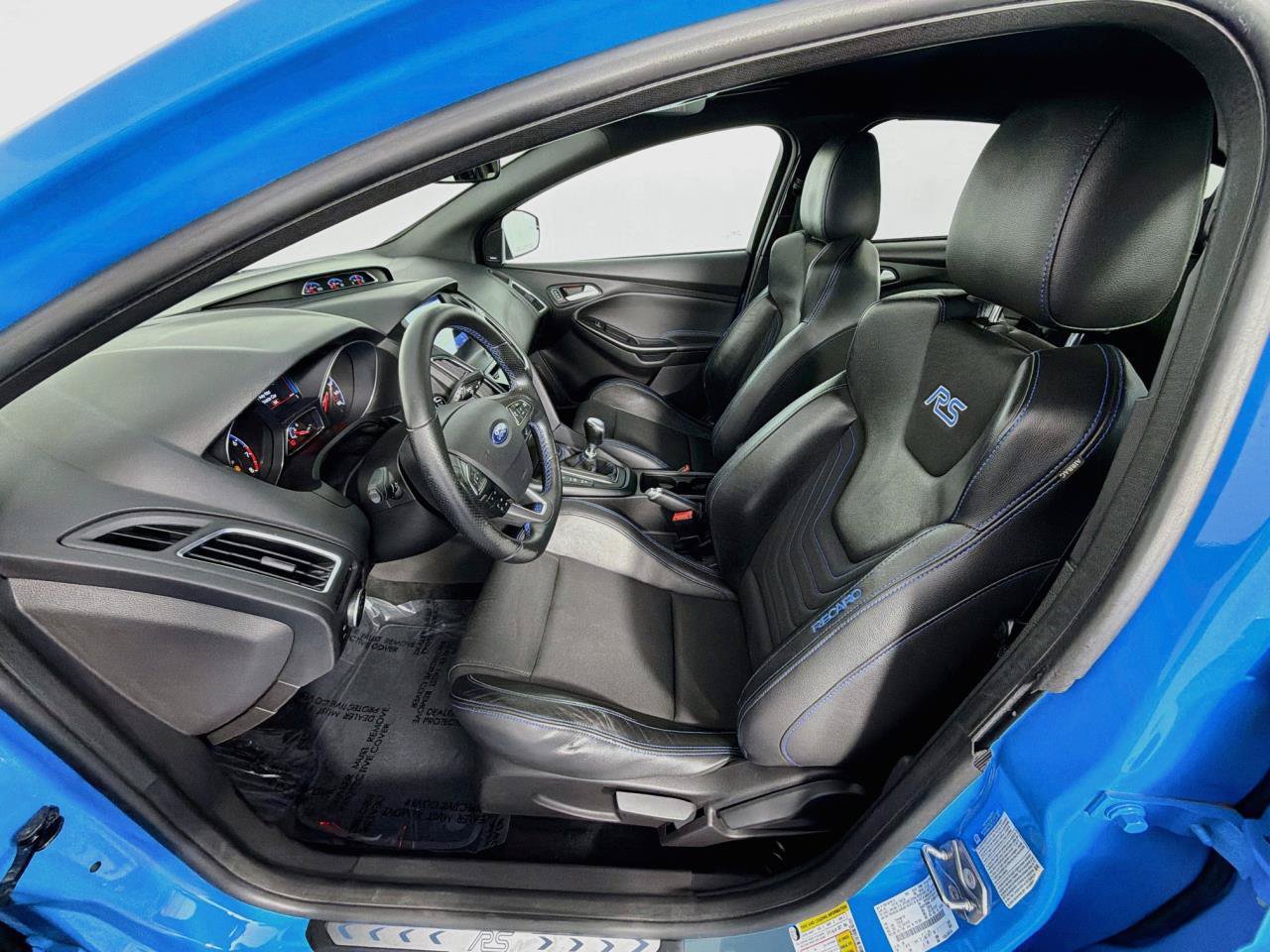 Used 2017 Ford Focus RS AWD/4WD image 30