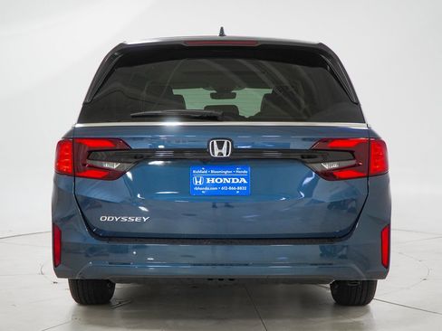 New 2026 Honda Odyssey EX-L image 7