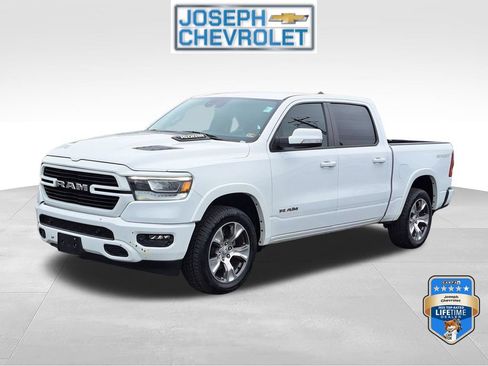 Used 2022 RAM 1500 Laramie w/ Sport Appearance Package AWD/4WD image 2