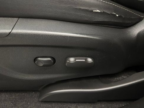 Used 2014 Buick Encore Convenience FWD image 19