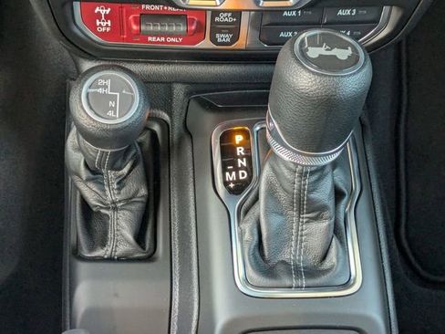 New 2026 Jeep Wrangler Unlimited Rubicon w/ Technology Group image 20