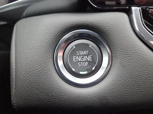 New 2026 GMC Canyon Elevation w/ Convenience Package image 9